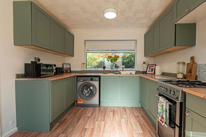 3 Bedroom Semi-Detached House For Sale In Lancaster Road, New Inn, NP4