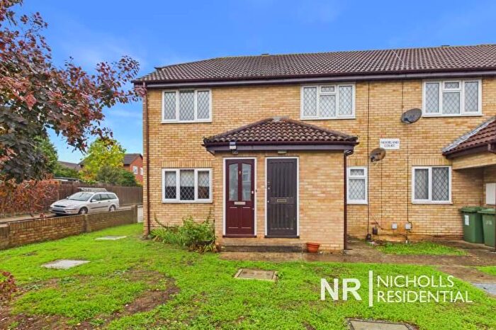 1 Bedroom Flat To Rent In Ardrossan Gardens, Worcester Park, Surrey., KT4