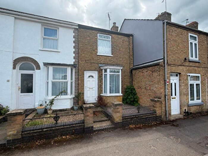 3 Bedroom End Of Terrace House For Sale In High Street, Eye, Peterborough, PE6