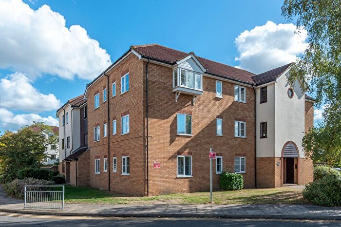 2 Bedroom Flat For Sale In Vicars Bridge Close, Alperton, Wembley, HA0