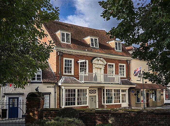 8 Bedroom Terraced House For Sale In Henley Street, Alcester, Warwickshire, B49