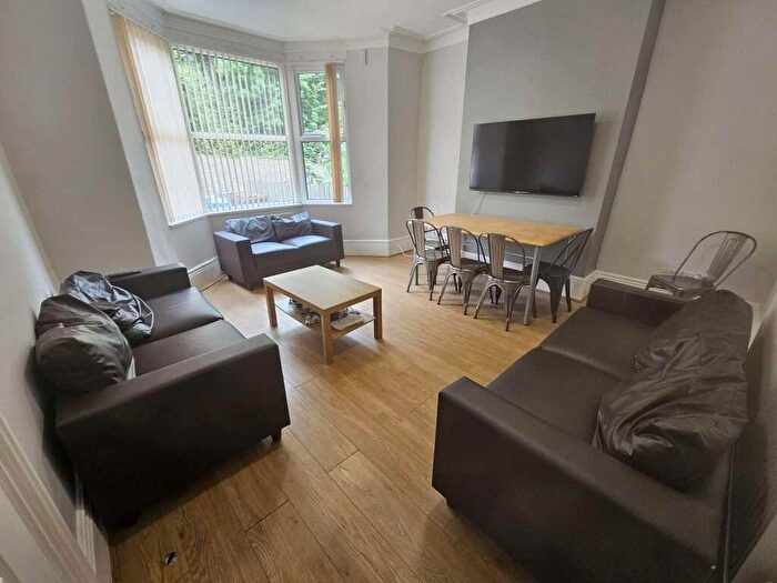 8 Bedroom House To Rent In A Crookesmoor Road, Crookesmoor, S10