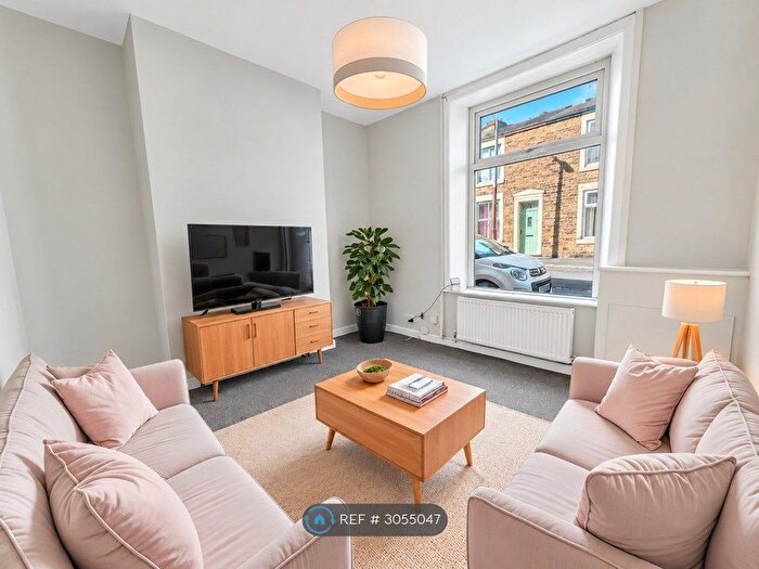 2 Bedroom Terraced House To Rent In School St, Blackburn, BB6