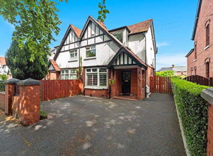 3 Bedroom Semi-Detached House For Sale In Stranmillis Road, Belfast, BT9