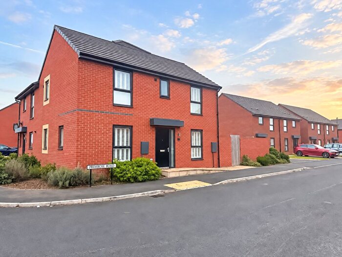 3 Bedroom Semi-Detached House For Sale In Primrose Road, Redcar, TS10