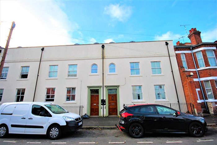 7 Bedroom Flat To Rent In George Street, Leamington Spa, Warwickshire, CV31
