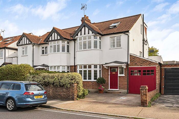 4 Bedroom Semi-Detached House For Sale In Latchmere Road, Kingston Upon Thames, KT2