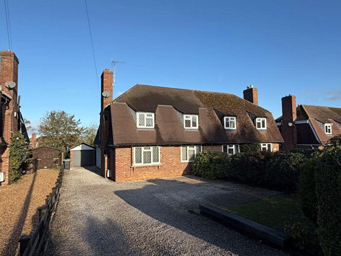 4 Bedroom Semi-Detached House To Rent In Hurst Grove, Lidlington, Bedfordshire, MK43
