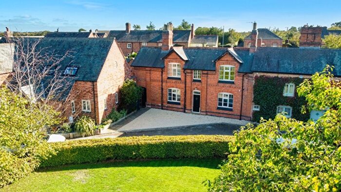 3 Bedroom Property For Sale In Brookside, Rearsby, LE7