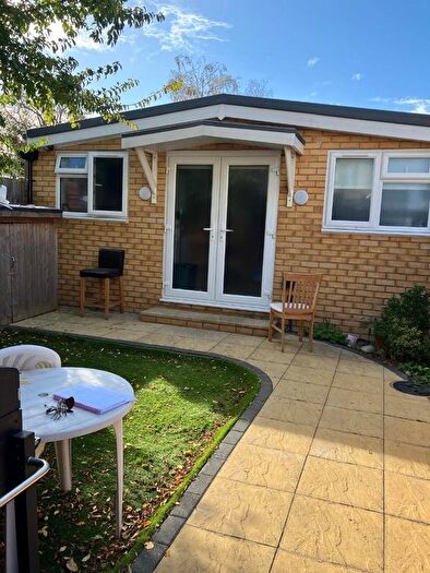 2 Bedroom Detached House To Rent In Durnsford Road, London, SW19