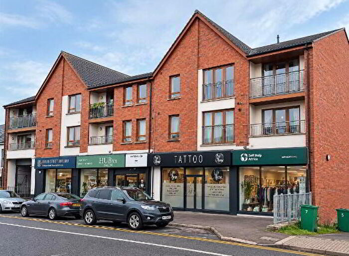 2 Bedroom Flats To Rent In Parkview, - Kingsway, Belfast, BT17