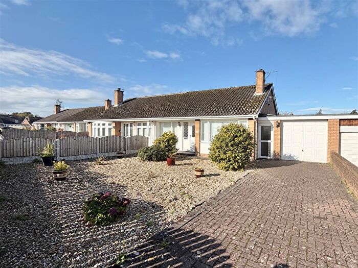 2 Bedroom Semi-Detached Bungalow For Sale In Kirkstone Crescent, Carlisle, CA2