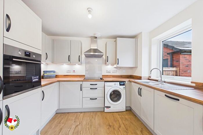 4 Bedroom Detached House To Rent In Doyle Road, Yate, Bristol, BS37