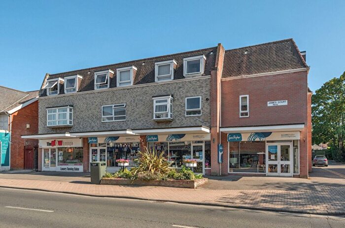 2 Bedroom Flat For Sale In Lymington Road, Highcliffe, Christchurch, BH23