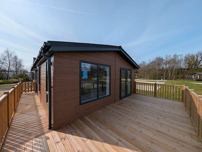 2 Bedroom Lodge For Sale In Borwick Ln, Warton, Carnforth, LA6