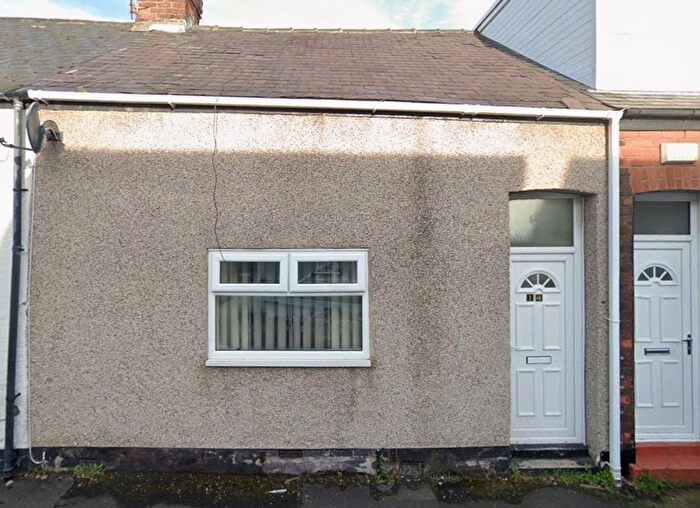 2 Bedroom Terraced Bungalow To Rent In Exeter Street, Sunderland, SR4