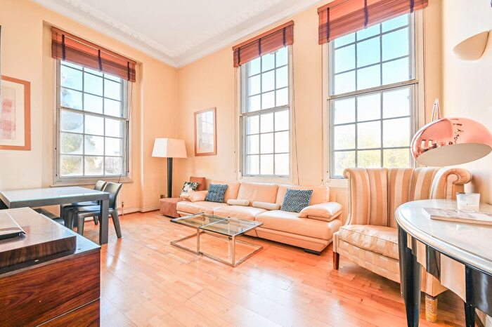 2 Bedroom Flat To Rent In Grosvenor Gardens, Belgravia, London, SW1W