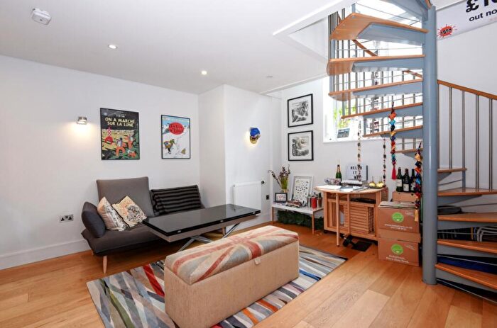 1 Bedroom Property To Rent In Duncan Street, Angel, Islington, N1