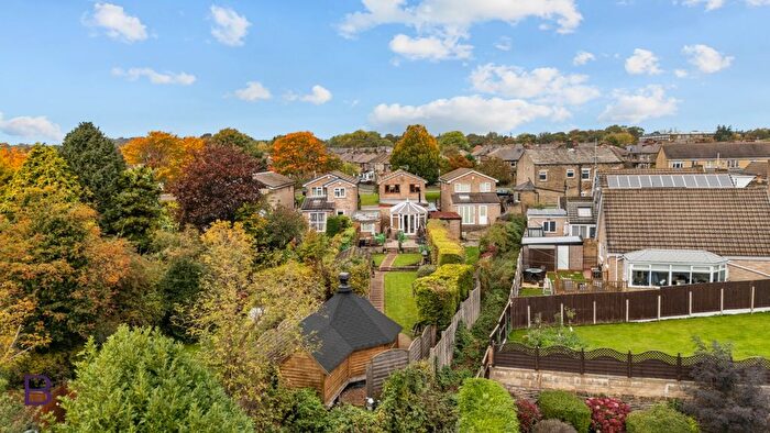 4 Bedroom Detached House For Sale In Harbour Road, Bradford, BD6