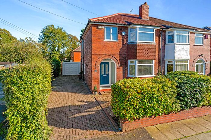 3 Bedroom Semi-Detached House For Sale In Cunningham Drive, Unsworth, BL9