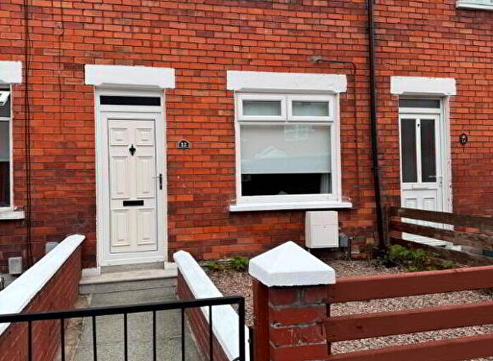 2 Bedroom Mid Terraced House To Rent In Ebor Parade, Belfast, BT12