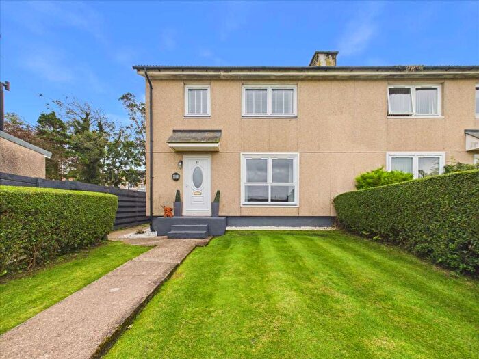 3 Bedroom Semi-Detached House For Sale In Meadows Avenue, Campbeltown, PA28