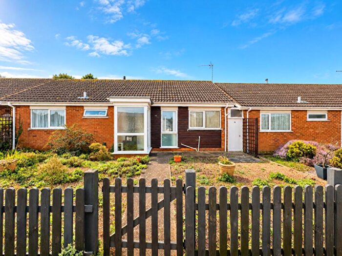 3 Bedroom Bungalow To Rent In Western Avenue, IP11