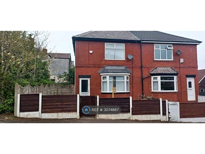 2 Bedroom Semi-Detached House To Rent In Broadhurst Avenue, Swinton, Manchester, M27