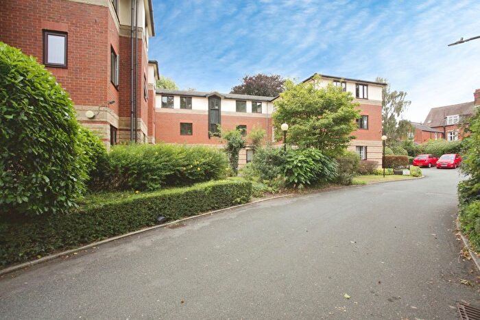 2 Bedroom Flat For Sale In Trinity Court (Rugby), Rugby, CV21