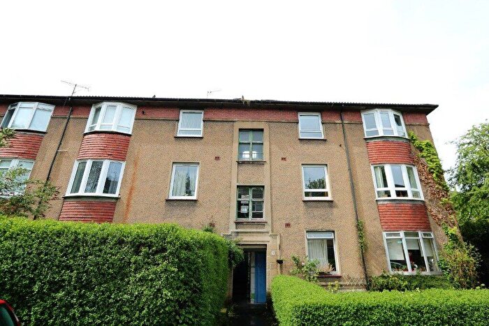 3 Bedroom Flat To Rent In Ripon Drive, Kelvindale, Glasgow, G12