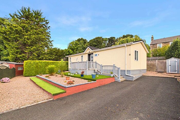 2 Bedroom Mobile/park Home For Sale In Rosebank Park Homes, Meadow Road, Leuchars, St. Andrews, KY16