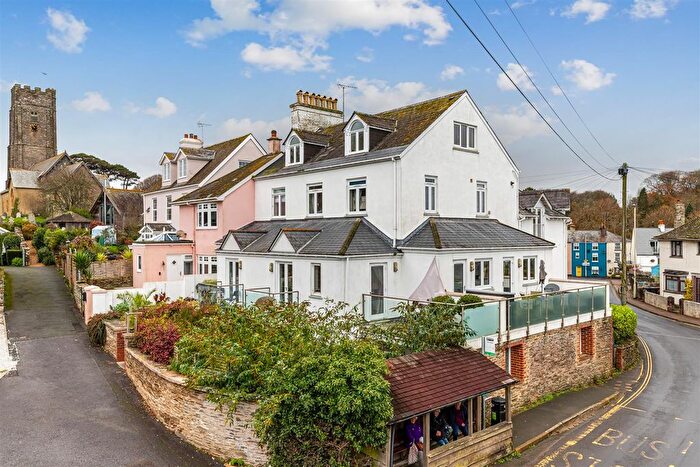 2 Bedroom Flat For Sale In New Road, Stoke Fleming, TQ6