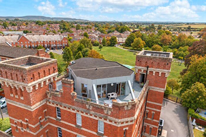 2 Bedroom Apartment For Sale In London Road, Devizes, Wiltshire, SN10