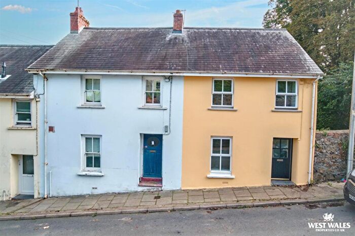 2 Bedroom End Of Terrace House For Sale In Barn Street, Haverfordwest, SA61