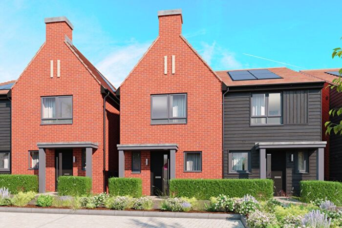 2 Bedroom Semi-Detached House To Rent In Fallow Wood View, Burgess Hill, RH15
