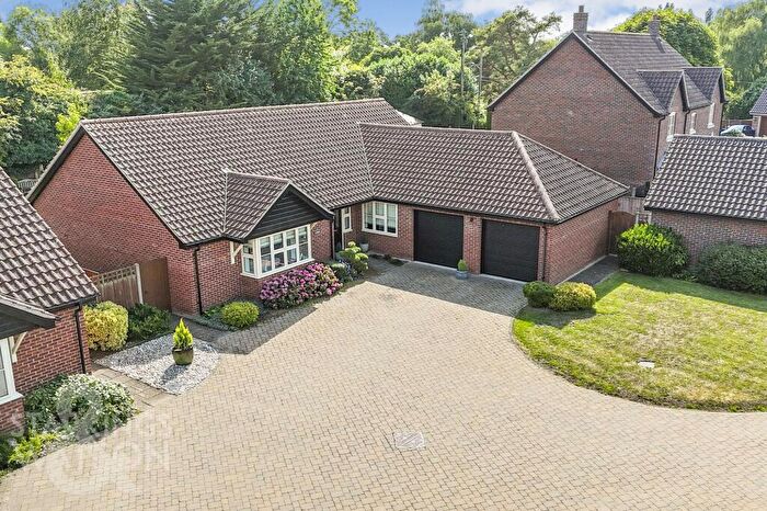 3 Bedroom Detached Bungalow For Sale In Hunts Mead, Forncett St. Peter, Norwich, NR16