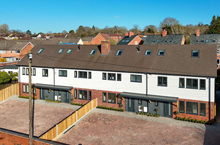 4 Bedroom End Of Terrace House For Sale In Marston Road, Marston, Oxford, OX3