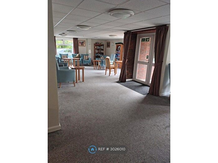 Studio To Rent In Westwood Court, Leek, ST13