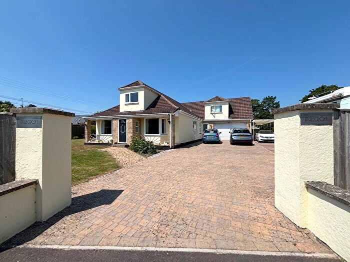 4 Bedroom Detached House For Sale In Charlton Road, Holcombe, Radstock, BA3