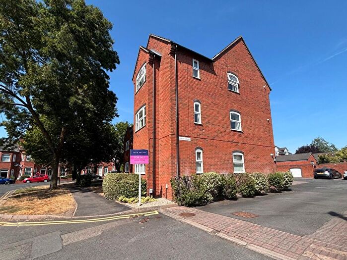 2 Bedroom Apartment For Sale In Denemoor Court, Elmdene Road, Kenilworth, CV8