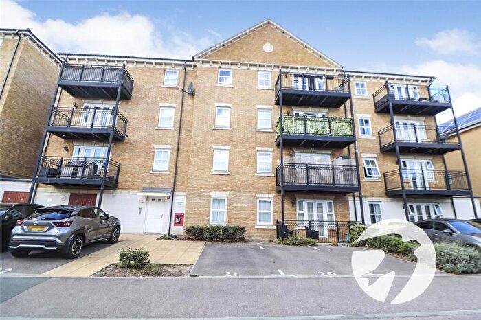 2 Bedroom Flat For Sale In Richmer Road, Erith, DA8