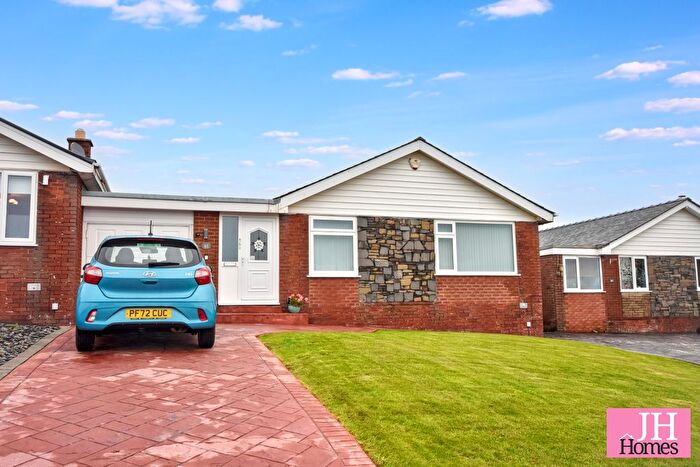 3 Bedroom Detached Bungalow For Sale In Redoak Avenue, Barrow-In-Furness, Cumbria, LA13