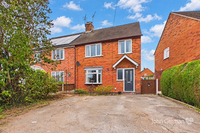 3 Bedroom Semi-Detached House For Sale In Mayfield Avenue, Mayfield, DE6