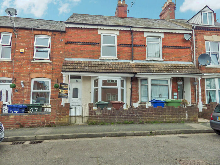 3 Bedroom Terraced House To Rent In Merton Street, Banbury, Oxfordshire, OX16