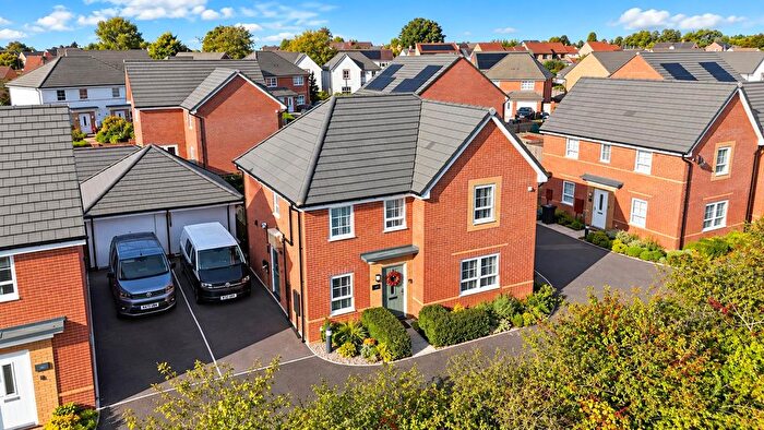 4 Bedroom Detached House For Sale In Barrow Drive, Berry Hill, Coleford, GL16