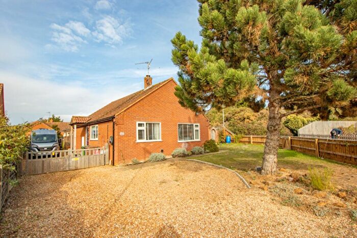 3 Bedroom Detached Bungalow For Sale In Viceroy Close, Dersingham, PE31
