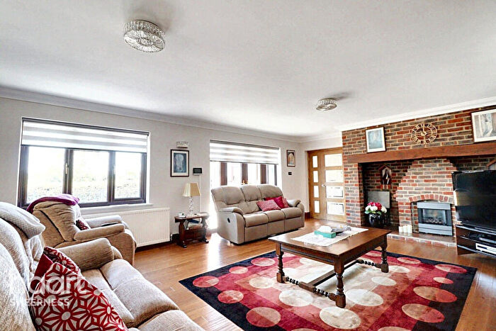 5 Bedroom Detached House For Sale In Minster Road, Minster, ME12