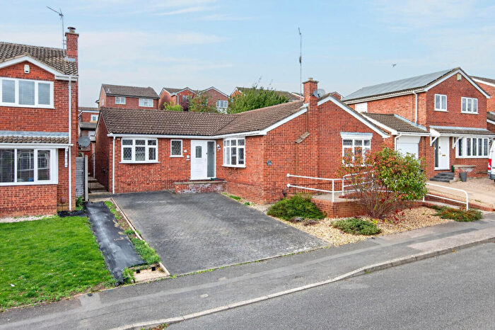 3 Bedroom Detached Bungalow For Sale In Connolly Drive, Rothwell, NN14