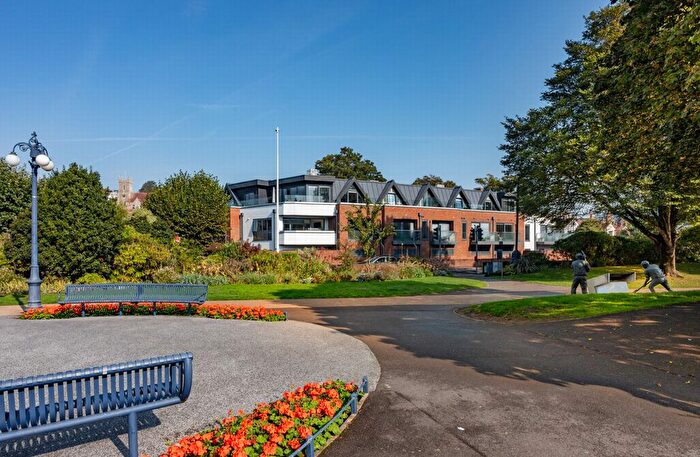 2 Bedroom Flat For Sale In Prospect Road, Hythe, CT21