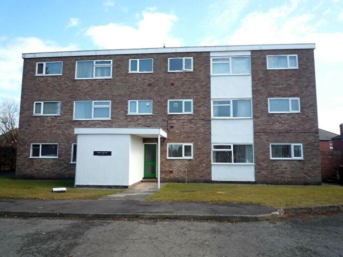 1 Bedroom Flat For Sale In Curlew Close, Whitchurch, CF14